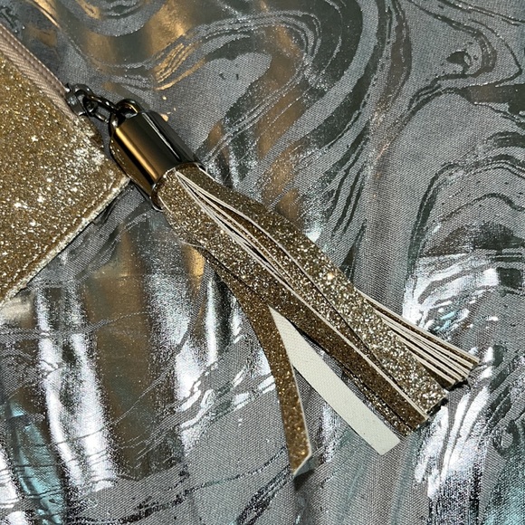 Nine West Envelope Bag - Picture 4 of 7